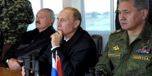 Беларусь стягивает военную технику к границе с Россией