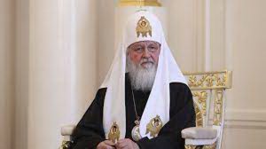 Патриарх Кирилл заявляет: среди российских правителей нет предателей – их служение сопоставимо с монашеством