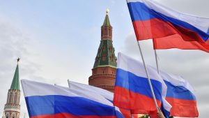 Россия одерживает виртуальную победу на "Евровидении", игнорируя буйство декаданса